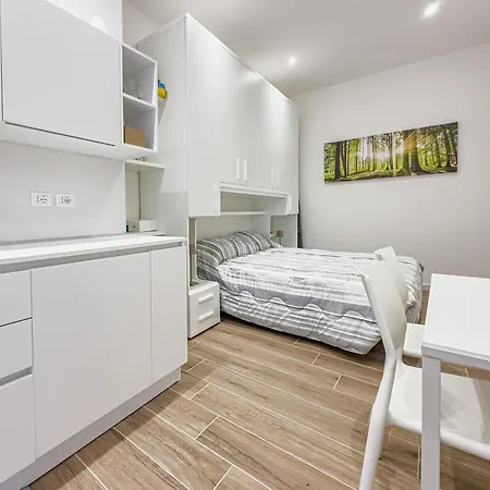 Emilia House Apartment *